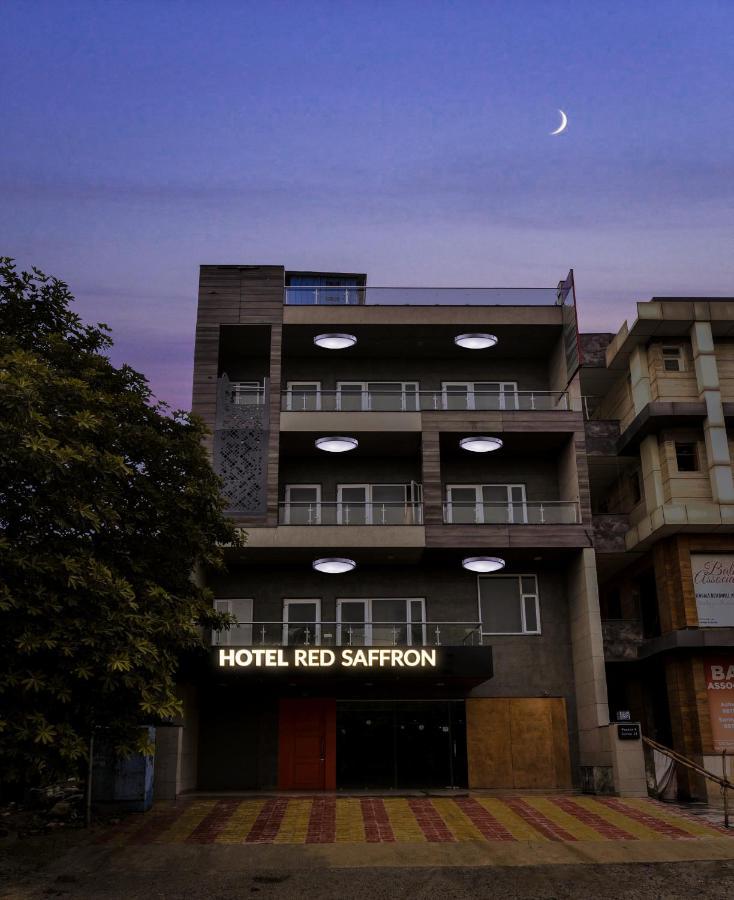 Hotel Red Saffron ニューデリー エクステリア 写真