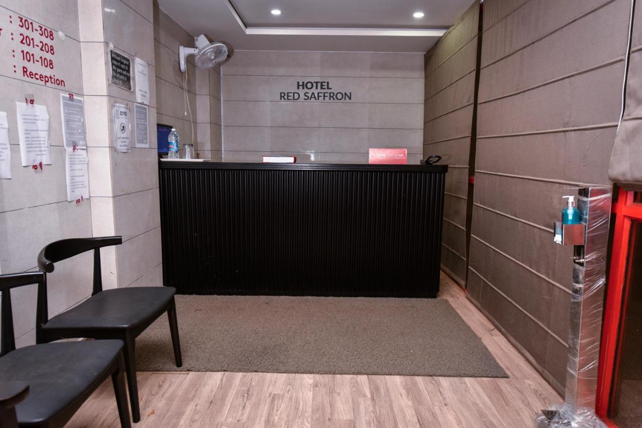 Hotel Red Saffron ニューデリー エクステリア 写真